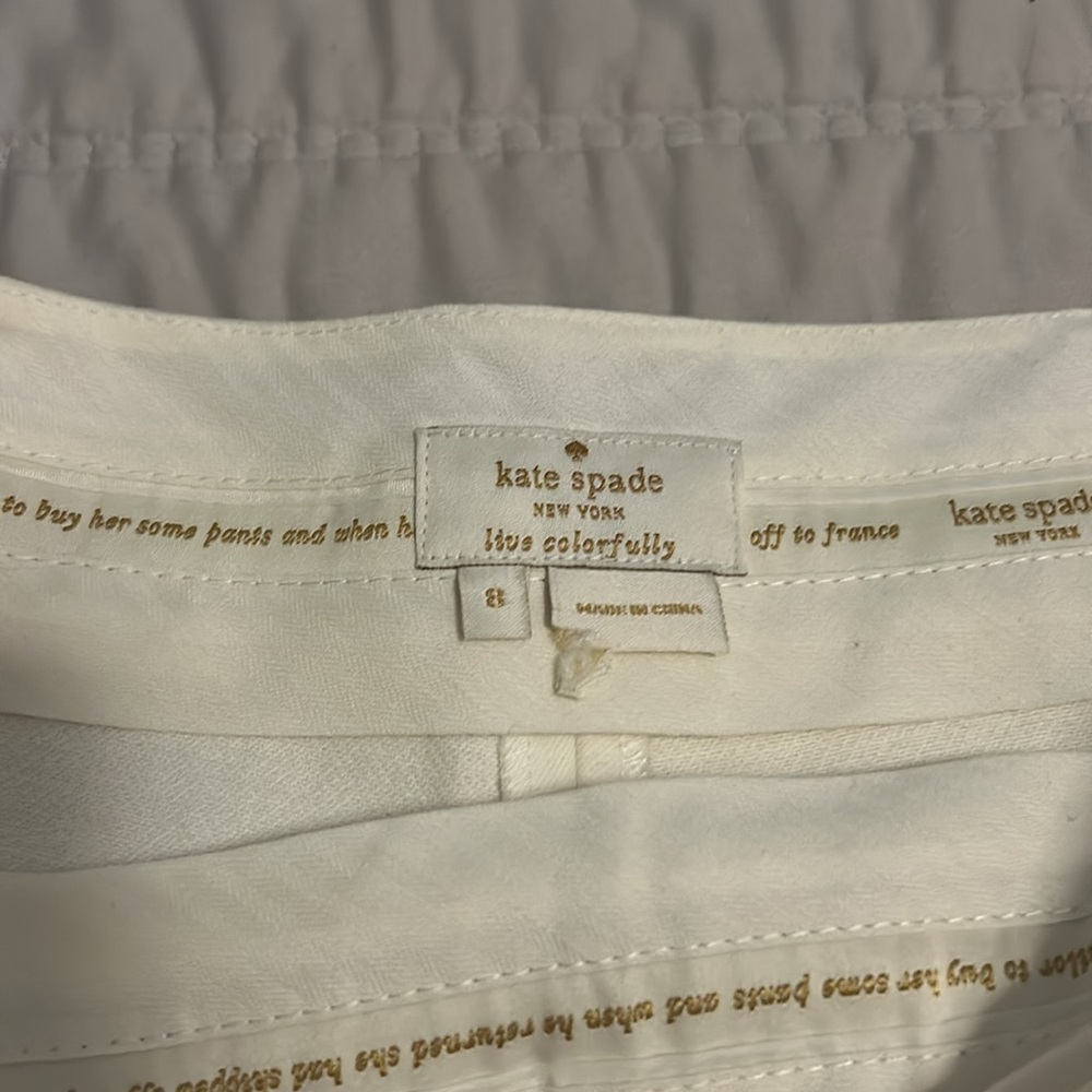Kate Spade - Cotton Pleated Short. Size 8 - Picture 2 of 5